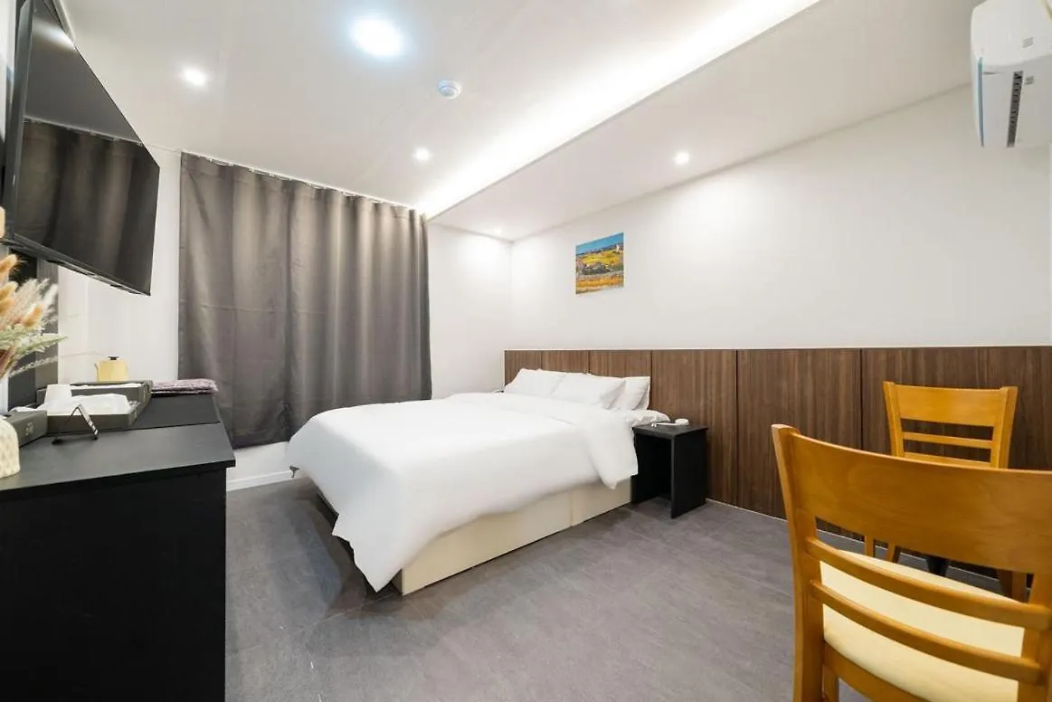 Hotel Barley Field Seoknam Incheon