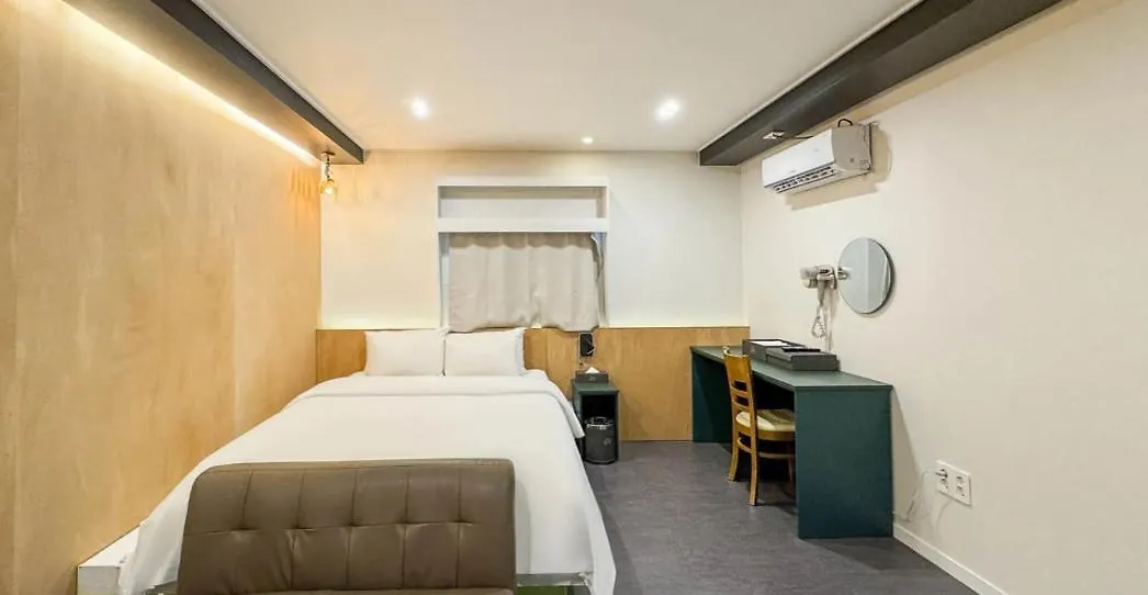 Hotel Barley Field Seoknam Incheon