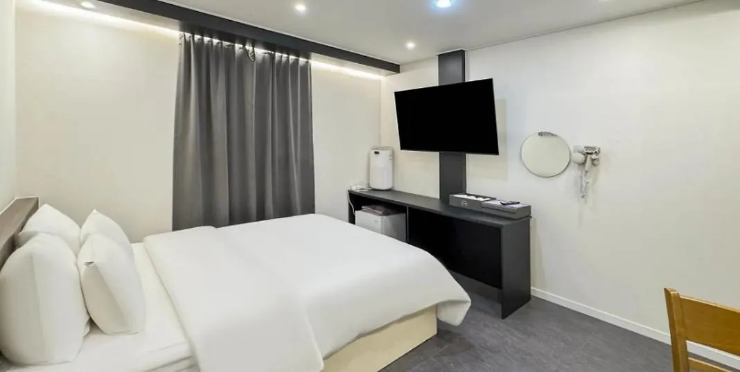 Hotel Barley Field Seoknam Incheon